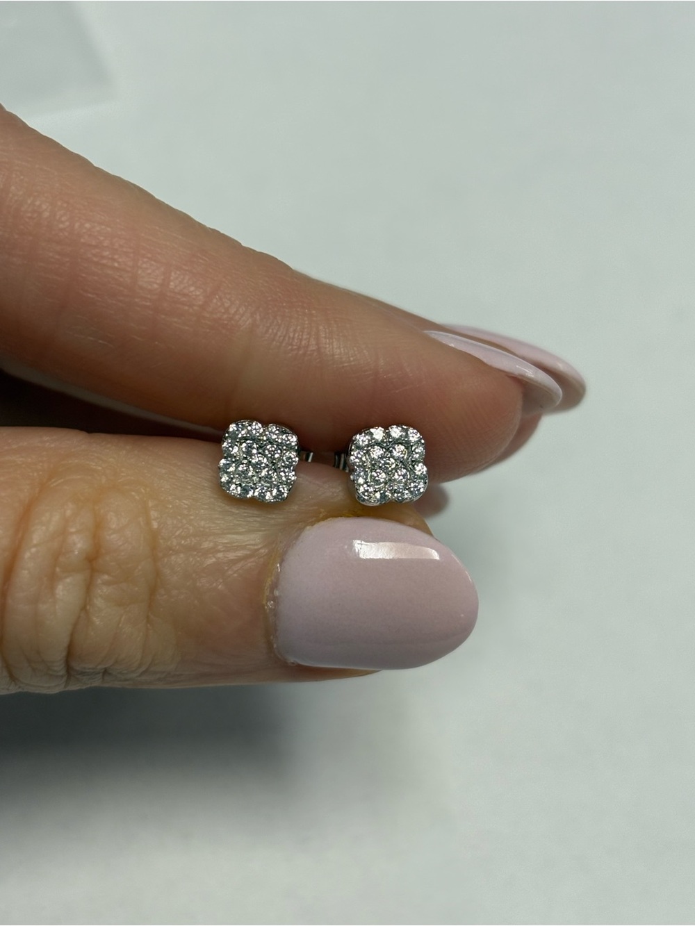 Suzy Levian Sterling Silver White CZ PavƩ Cluster Stud Earrings NWT